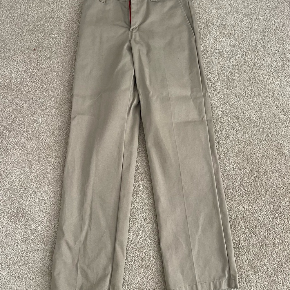 Men’ preowned dickies pant size 28-30